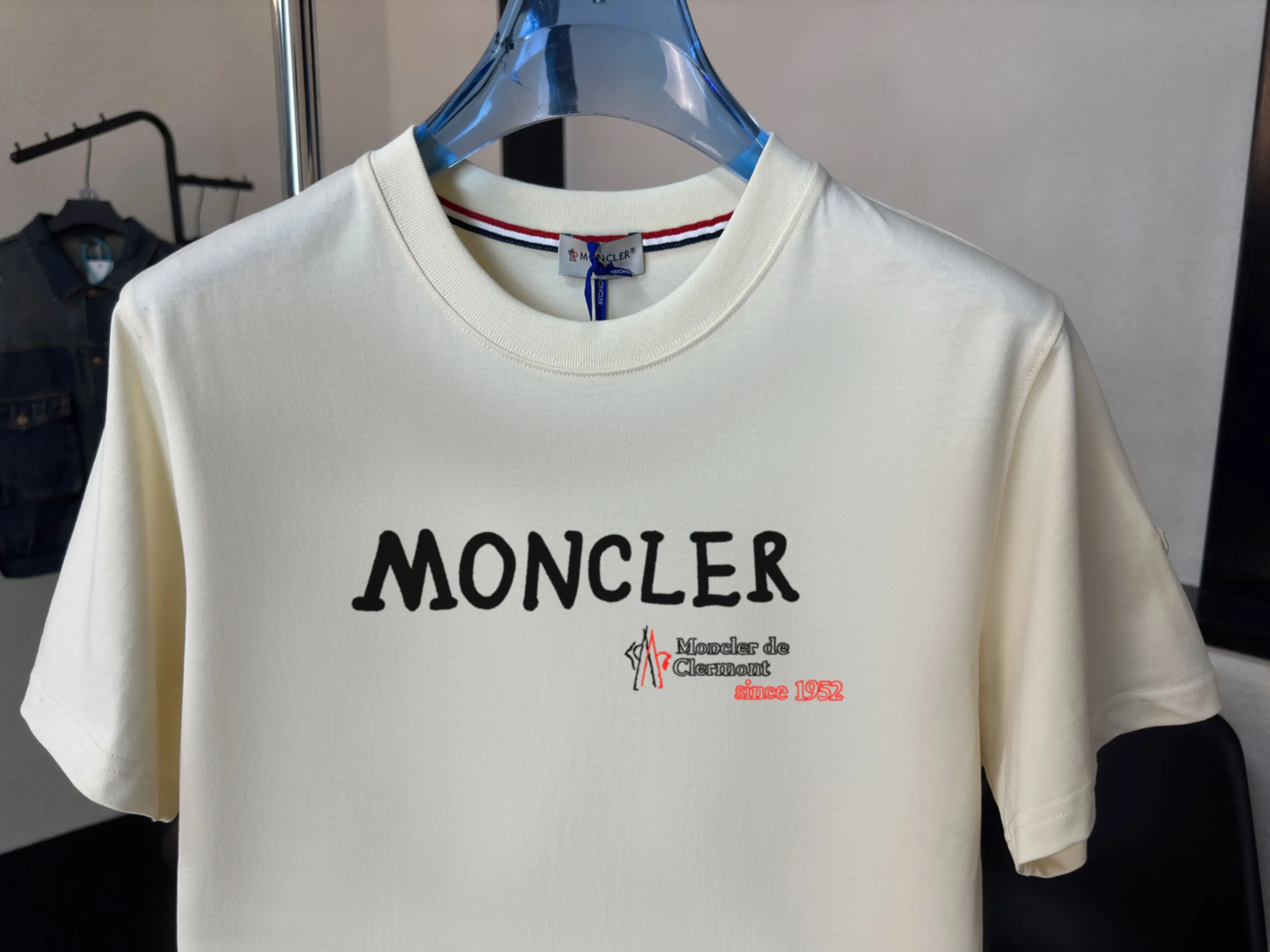《 ~NFC ~ 》《Moncler~ 》2025New Arrival Quality T , Versatile Quality ！ ‼ 32 250G ‼ ， ， ， ， T 🤪 Sizes：S-M-L-XL-2XL ：Black，White， Same Style